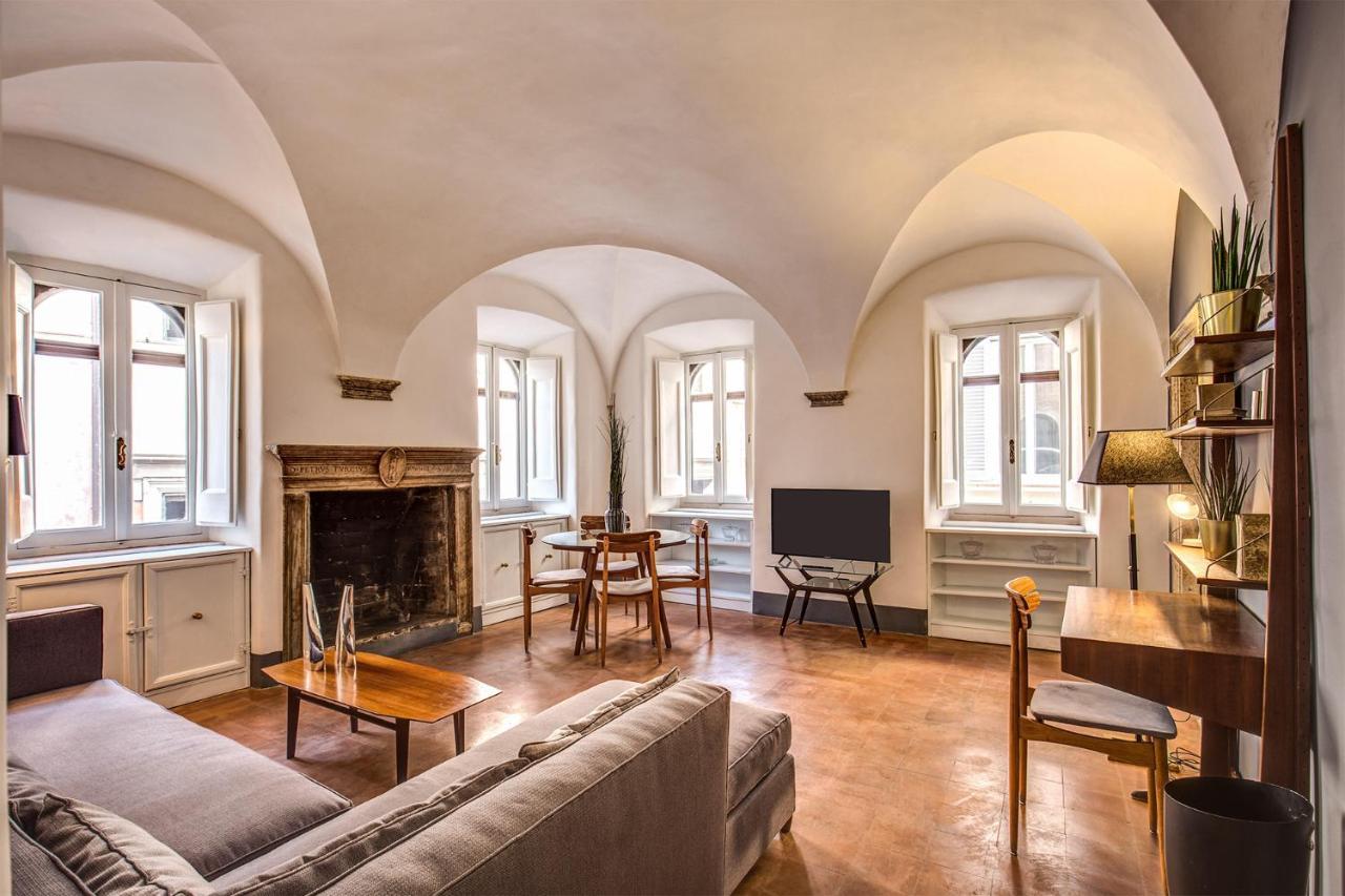 Palazzo Turci Apartment โรม ภายนอก รูปภาพ